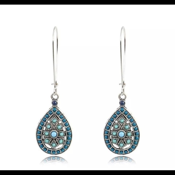 Boho Gypsy Vintage Earrings - Picture 1 of 5